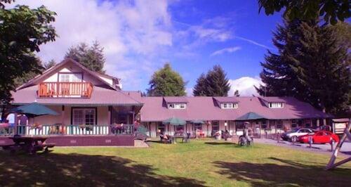 Whittaker'S Motel & Historic Bunkhouse Ашфорд Екстериор снимка